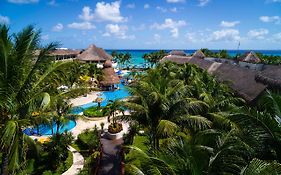 The Reef Coco Beach & Spa 4*